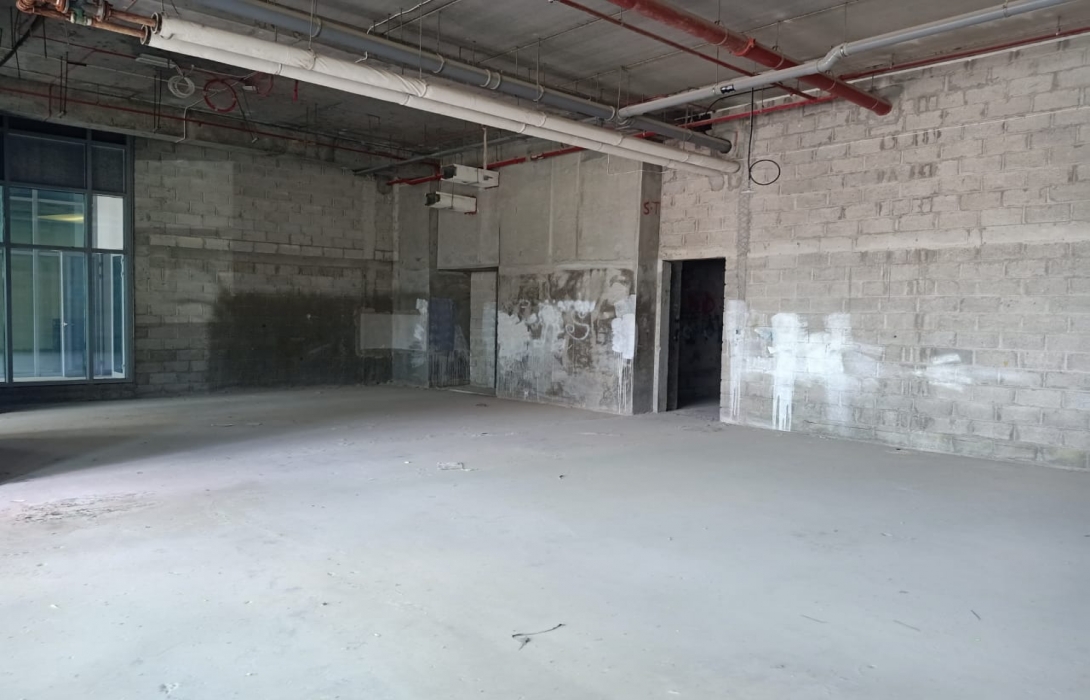 Business BAY!!! Shops available on prime location call now Business BAY!!! Shops available on prime location call now