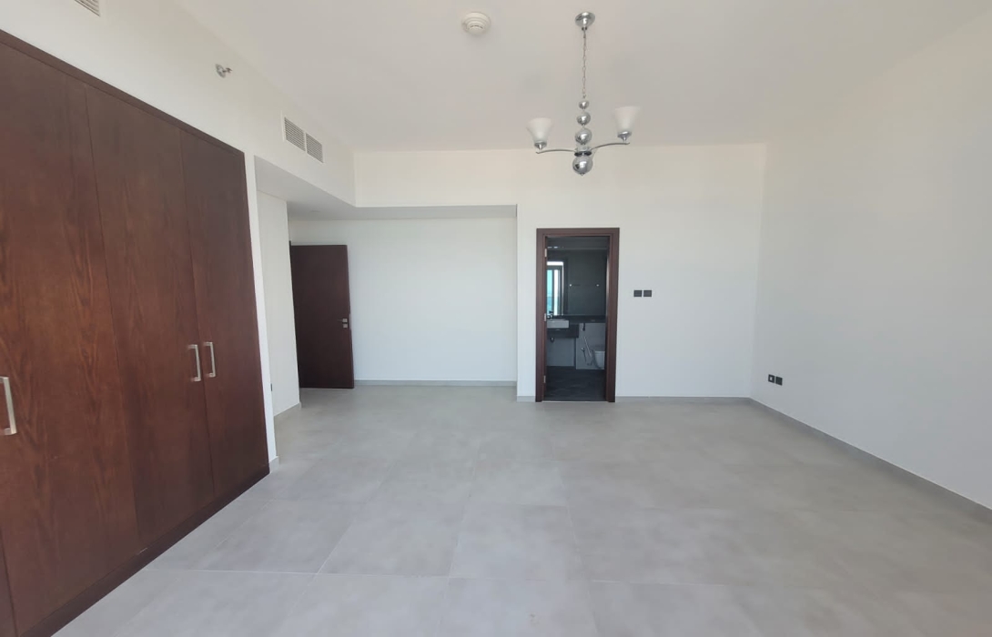 SEE VIEW 2BR HIGH FLOOR IN BRAND NEW BUILDING IN JUMEIRAH GARDEN CITY SEE VIEW 2BR HIGH FLOOR IN BRAND NEW BUILDING IN JUMEIRAH GARDEN CITY